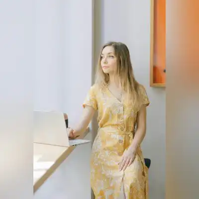成桃悦